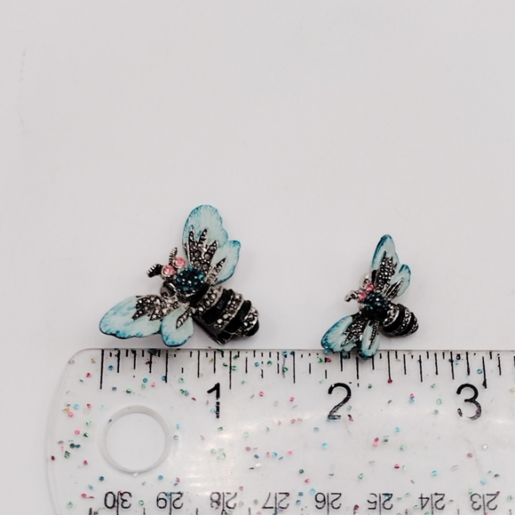 Vintage Marcasite Look Teal Enamel Bee Scatter Pin Pair - Picture 2 of 4
